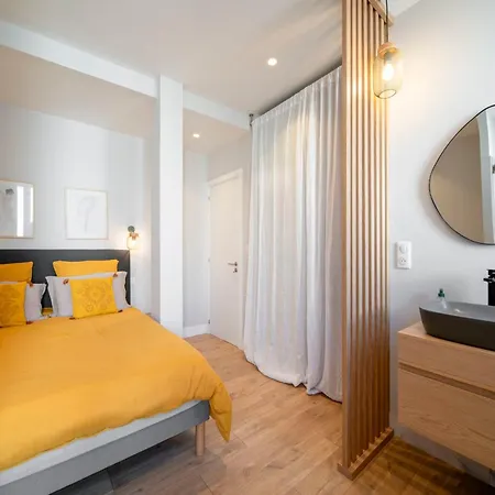 Apartment Ref 1943 - Centre - For Rent *